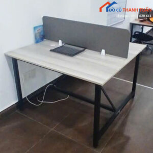 ban-lam-viec-doi-cu-co-vach-ngan-mau-xam-1-300x300 Thanh Lý Đồ Nội Thất Cũ - Chuyên Mua Bán Bàn Ghế Cũ Giá Tốt Nhất