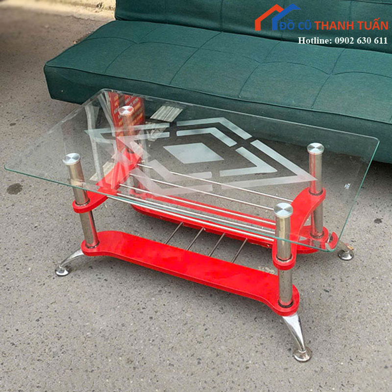 ban-sofa-kinh-cu-2-tang-khung-inox-phoi-do-noi-bat-1 Bàn Sofa Kính Cũ 2 Tầng Khung Inox Phối Đỏ Nổi Bật