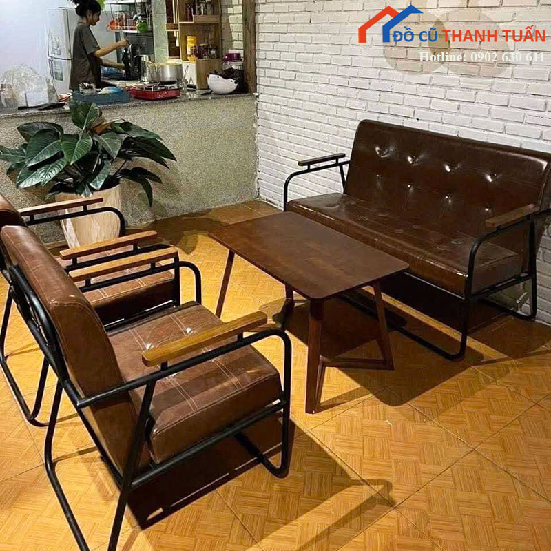 Bộ Bàn Ghế Cafe Mới 99% Bọc Napa Nâu Khung Sắt