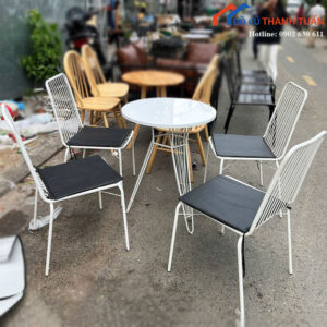 Bộ Bàn Ghế Cafe Mới 99% Ghế Dây Sắt Lót Nệm Êm