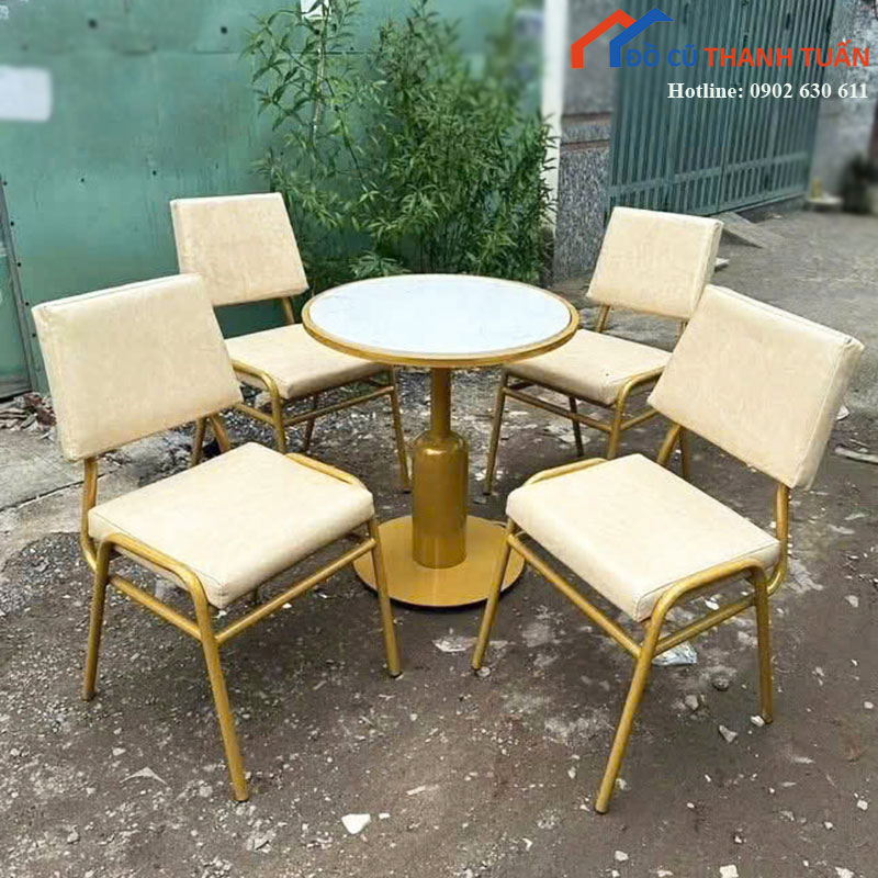 Bộ Bàn Ghế Cafe Mới 99% Ghế Lote Tựa Lớn Bọc Nệm