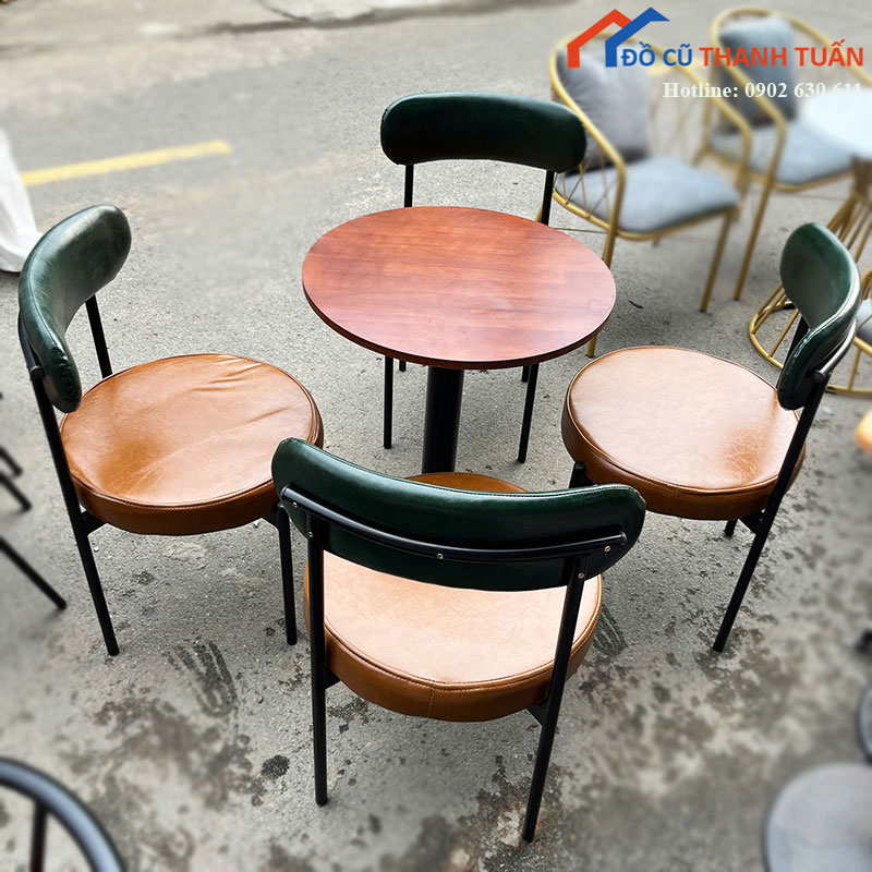 Bộ Bàn Ghế Cafe Tựa Cong Mới 99% Khung Sắt Gọn Đẹp