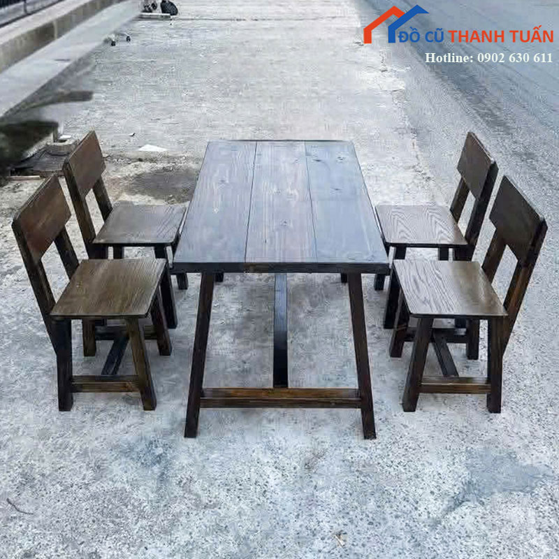 Bộ Bàn Ghế Quán Ăn Mới 99% Gỗ Thông Màu Nâu Mộc Mạc