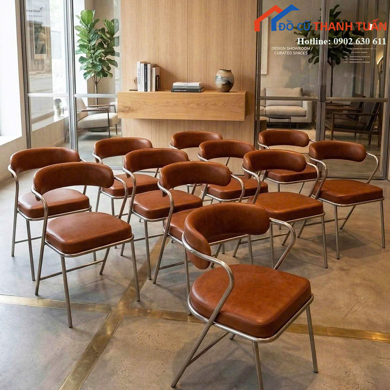 Ghế Cafe Khung Sắt Tựa Cong Bọc Nệm Mới 99%