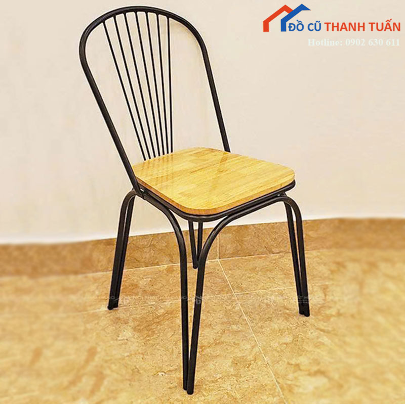 Ghế Cafe Mới 99% Mặt Gỗ Lưng Sắt Nan Dọc