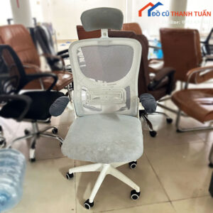Ghế Văn Phòng Cũ Lưng Lưới Có Tựa Đầu Màu Xám