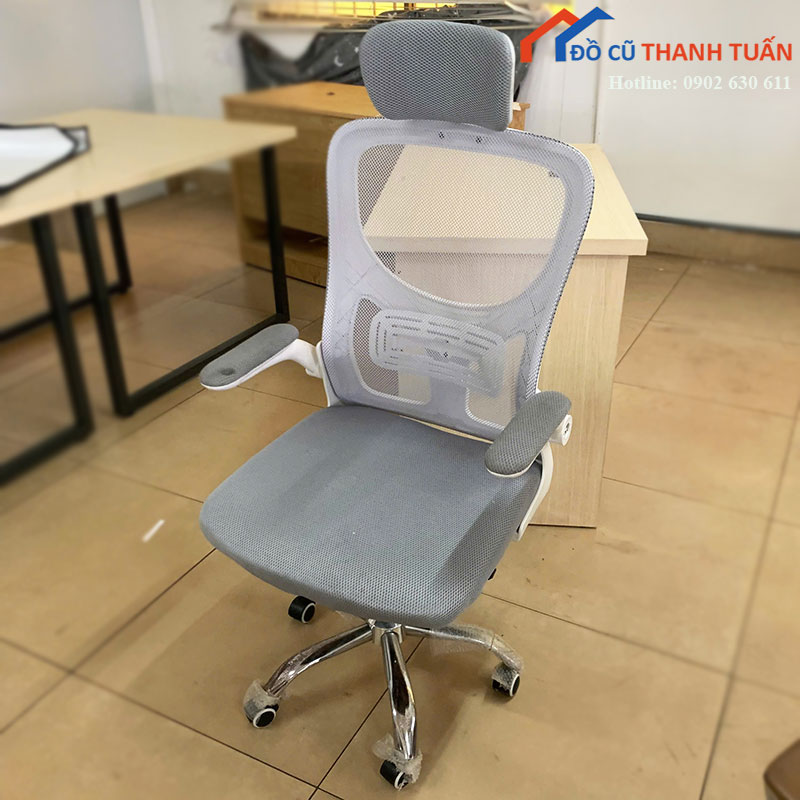 ghe-van-phong-cu-lung-luoi-co-tua-dau-mau-xam-3 Ghế Văn Phòng Cũ Lưng Lưới Có Tựa Đầu Màu Xám