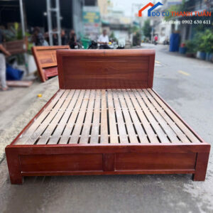 Giường Gỗ Cũ Dát Thanh Nan Thoáng Phía Dưới