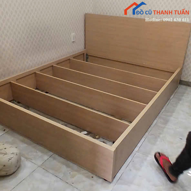 giuong-ngu-cu-1m6-co-thanh-dau-giuong-cao-2 Thanh Lý Đồ Nội Thất Cũ - Chuyên Mua Bán Bàn Ghế Cũ Giá Tốt Nhất
