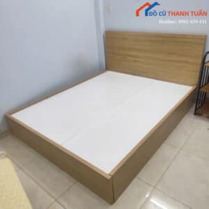 Giường Ngủ Gỗ Cũ 1m6 Kiểu Dáng Đơn Giản