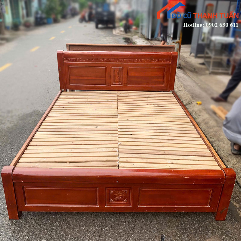 Giường Ngủ Gỗ Cũ Đầu Giường Chạm Hoa Văn