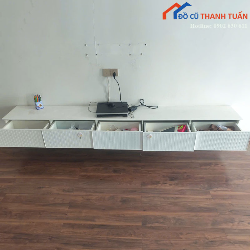 ke-tivi-treo-tuong-cu-mau-trang-5-ngan-chua-do-2 Thanh Lý Đồ Nội Thất Cũ - Chuyên Mua Bán Bàn Ghế Cũ Giá Tốt Nhất