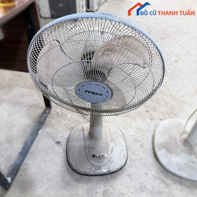 Quạt Đứng Senko Cũ 3 Cánh Lồng Kim Loại