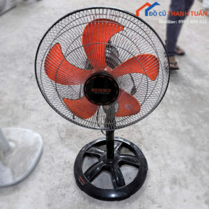 Quạt Đứng Senko Cũ 5 Cánh Màu Cam Nổi Bật