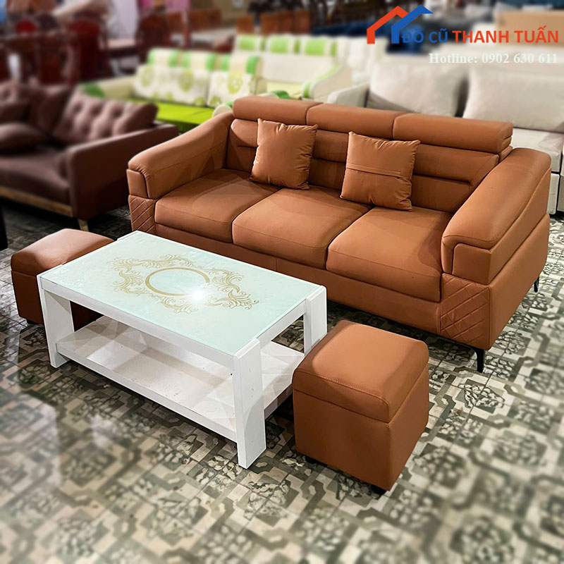sofa-bang-3-cho-moi-99-kem-2-don-roi-1 Sofa Băng 3 Chỗ Mới 99% Kèm 2 Đôn Rời
