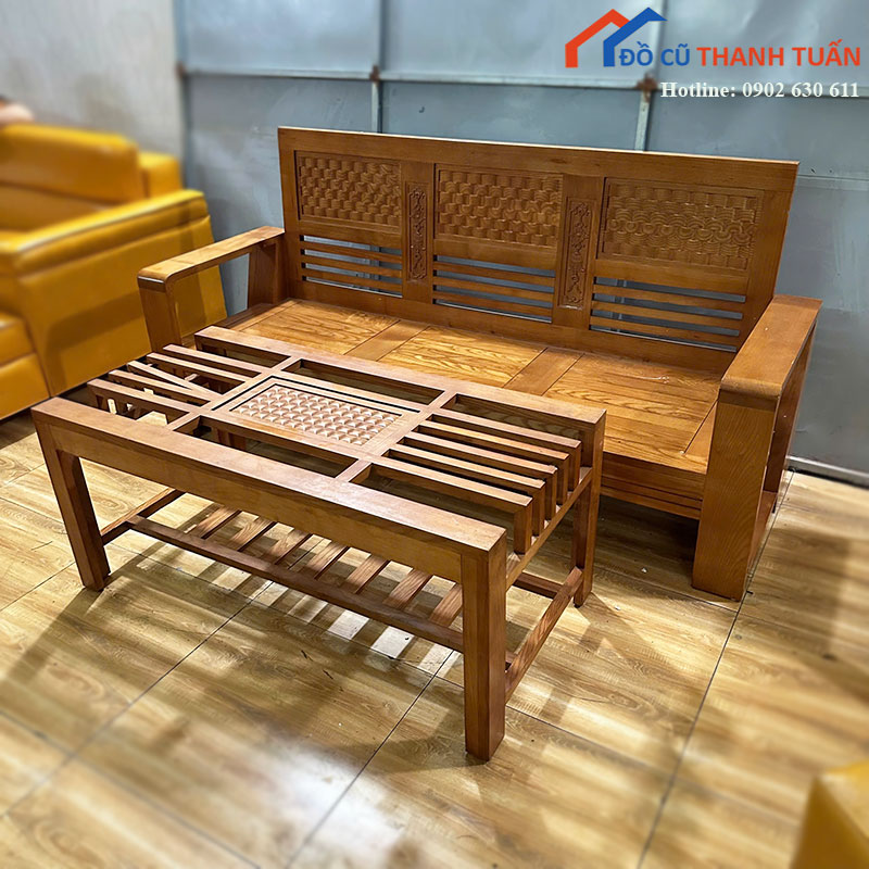 sofa-go-cu-dang-bang-dai-kem-ban-tra-1 Sofa Gỗ Cũ Dáng Băng Dài Kèm Bàn Trà