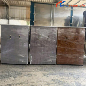 tu-ao-nhua-3-canh-moi-99-co-hoc-keo-dung-do-3-300x300 Tủ Áo Nhựa 3 Cánh Mới 99% Có Hộc Kéo Đựng Đồ