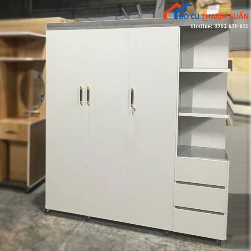 Tủ Áo Nhựa Kèm 3 Cánh Kệ Trang Trí Mới 99% Có Hộc