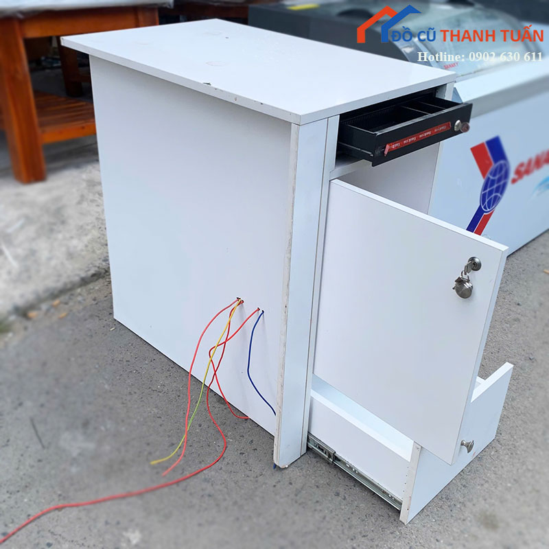 tu-cabin-cu-co-ngan-keo-khoa-rieng-2 Tủ Cabin Cũ Có Ngăn Kéo Khóa Riêng