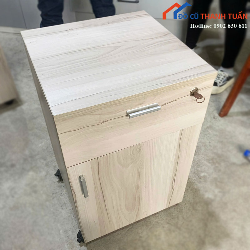 tu-hoc-di-dong-cu-1-ngan-keo-1-canh-co-khoa-3 Tủ Hộc Di Động Cũ 1 Ngăn Kéo 1 Cánh Có Khóa
