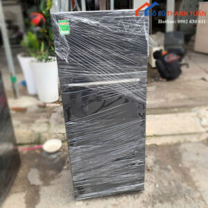 Tủ Lạnh Electrolux Cũ Màu Đen Hiện Đại