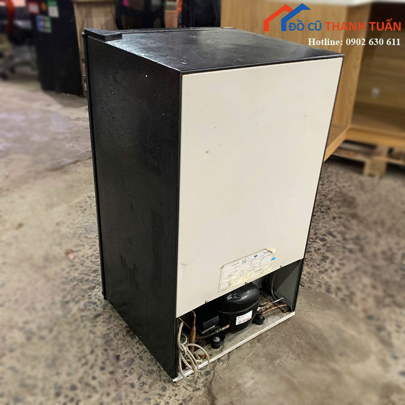 tu-lanh-funiki-cu-mini-1-canh-mau-den-1 Tủ Lạnh Funiki Cũ Mini 1 Cánh Màu Đen