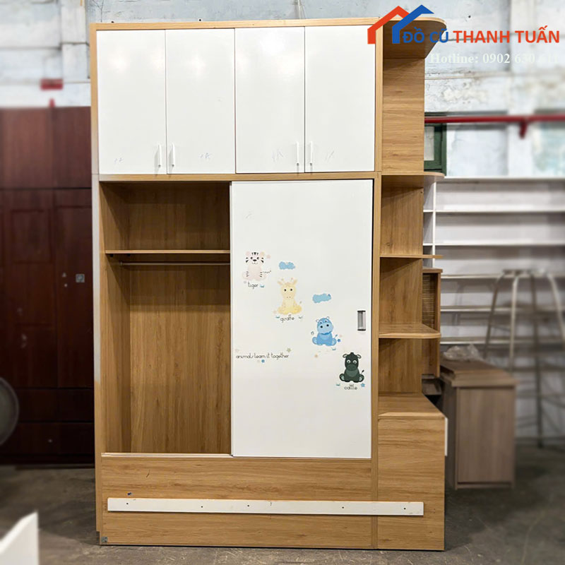 tu-quan-ao-cu-4-canh-co-ke-mo-de-do-tien-loi-3 Tủ Quần Áo Cũ 4 Cánh Có Kệ Mở Để Đồ Tiện Lợi