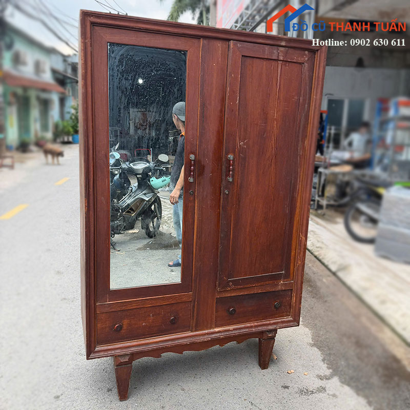 tu-quan-ao-go-cu-2-canh-co-guong-soi-3 Tủ Quần Áo Gỗ Cũ 2 Cánh Có Gương Soi