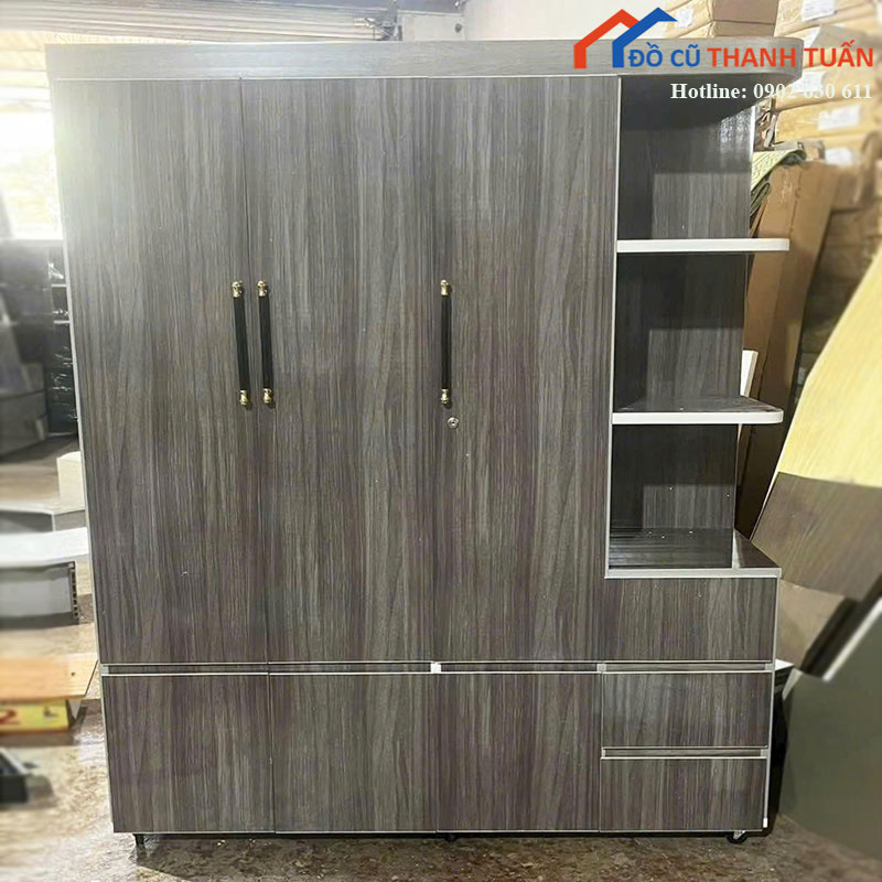 tu-quan-ao-nhua-3-canh-moi-99-kem-ke-va-hoc-keo (8) Tủ Quần Áo Nhựa 3 Cánh Mới 99% Kèm Kệ Và Hộc Kéo