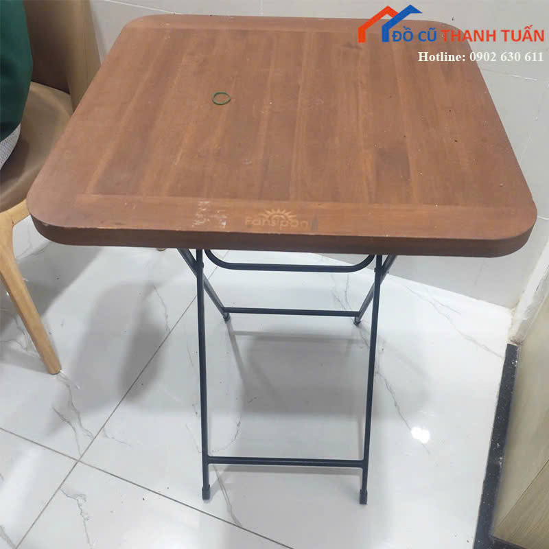 Bàn Fansipan Cũ Chân Sắt Gấp Gọn
