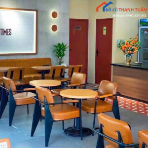 Bàn Ghế Cafe Khung Sắt Bọc Simili Mới 99%