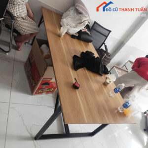 Bàn Họp Văn Phòng Cũ Mặt Gỗ Chân Sắt 2m2