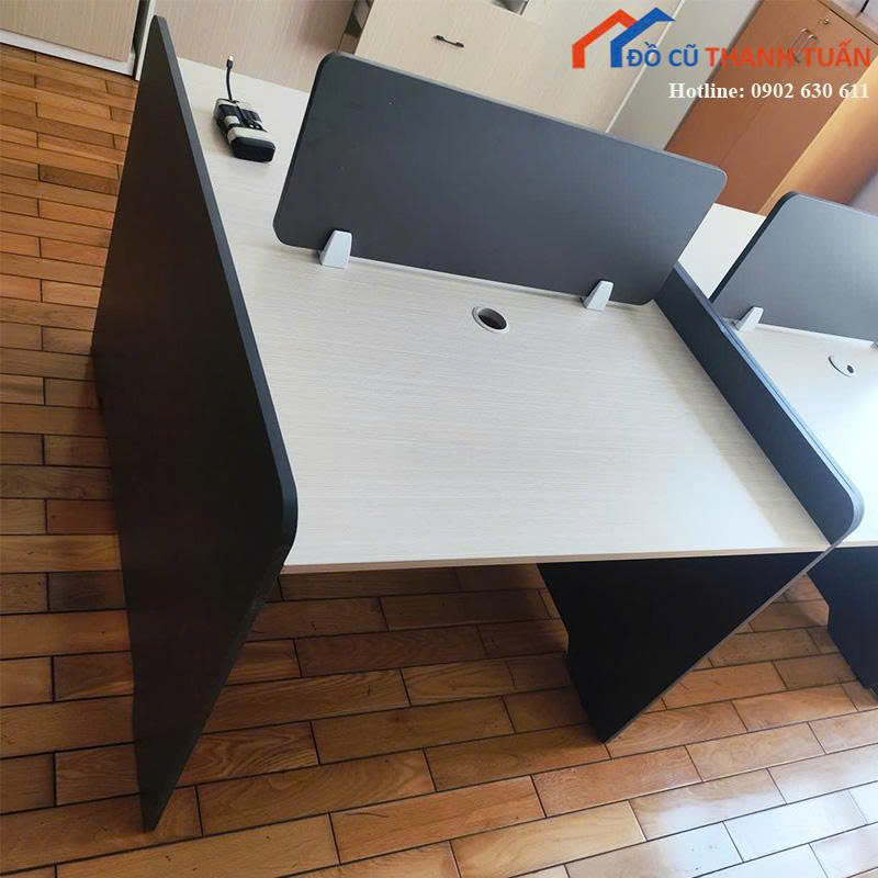 ban-lam-viec-cu-1m2-co-vach-ngan-rieng-tu-2 Thanh Lý Đồ Nội Thất Cũ - Chuyên Mua Bán Bàn Ghế Cũ Giá Tốt Nhất