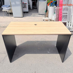ban-lam-viec-cu-mat-van-go-sang-chan-den-1-300x300 Thanh Lý Đồ Nội Thất Cũ - Chuyên Mua Bán Bàn Ghế Cũ Giá Tốt Nhất
