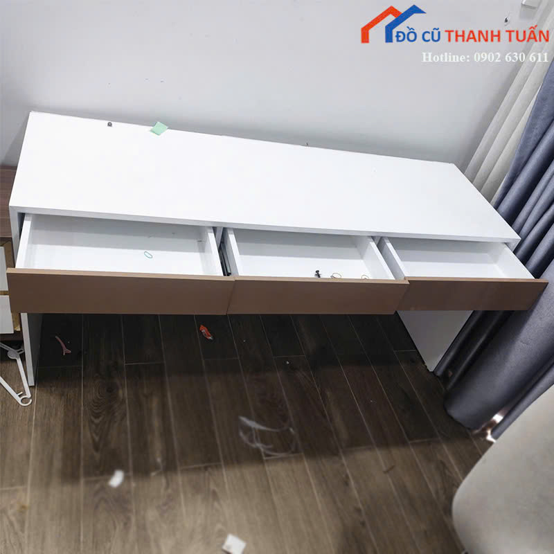 ban-lam-viec-go-cu-1m6-co-ngan-keo-2 Thanh Lý Đồ Nội Thất Cũ - Chuyên Mua Bán Bàn Ghế Cũ Giá Tốt Nhất