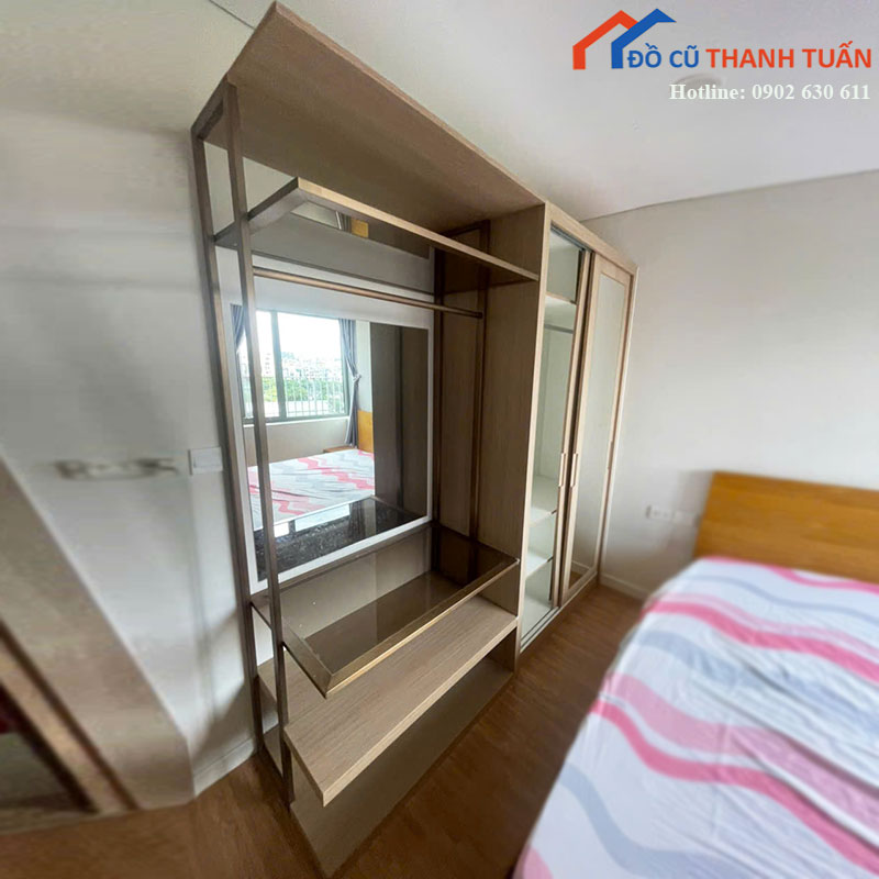 Bàn Trang Điểm Cũ Có Gương Lớn