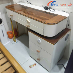 Bàn Trang Điểm Cũ Nhiều Ngăn Kéo Tiện Dụng