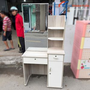 Bàn Trang Điểm Gỗ Sáng Gương Lớn Kèm Kệ Cũ