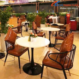 Bộ Bàn Ghế Cafe Bàn Tròn 2 Ghế Nệm Da Mới 99%