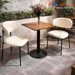 Bộ Bàn Ghế Cafe Bọc Nệm Tựa Cong Mới 99%