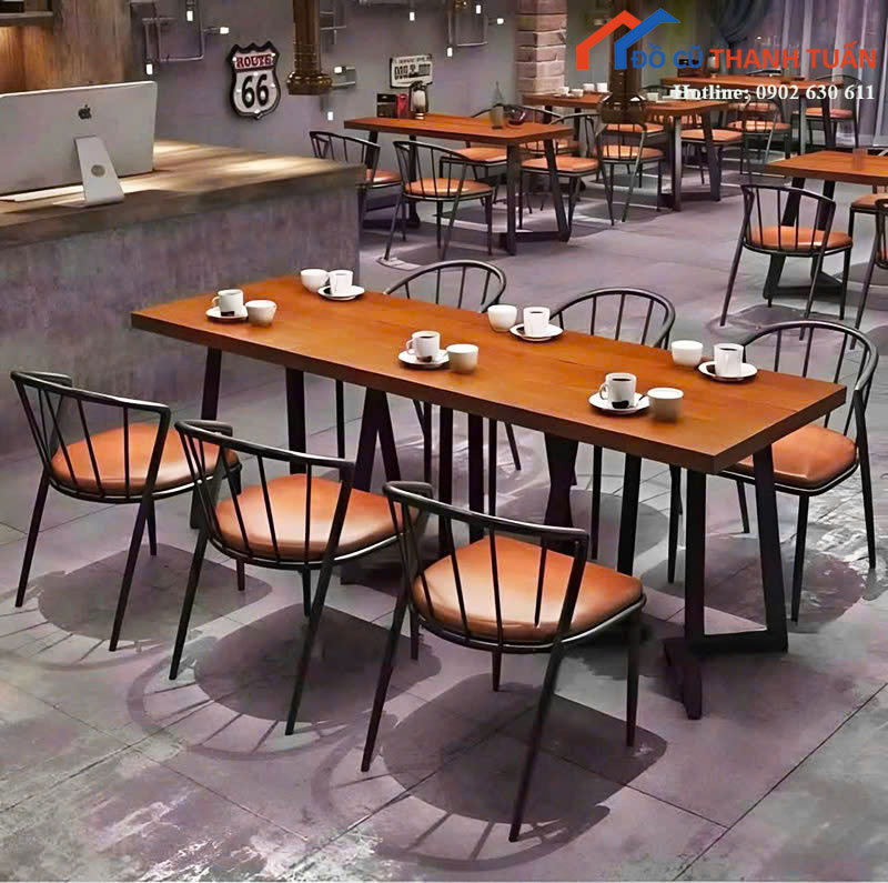 bo-ban-ghe-cafe-khung-sat-mat-go-moi-99 Bộ Bàn Ghế Cafe Khung Sắt Mặt Gỗ Mới 99%