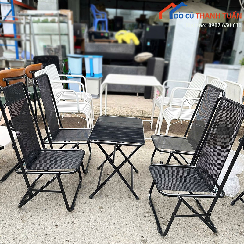bo-ban-ghe-cafe-xep-gon-khung-sat-moi-99-2 Bộ Bàn Ghế Cafe Xếp Gọn Khung Sắt Mới 99%