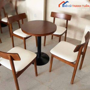 Bộ Bàn Tròn 4 Ghế Cafe Gỗ Bọc Nệm Mới 99%