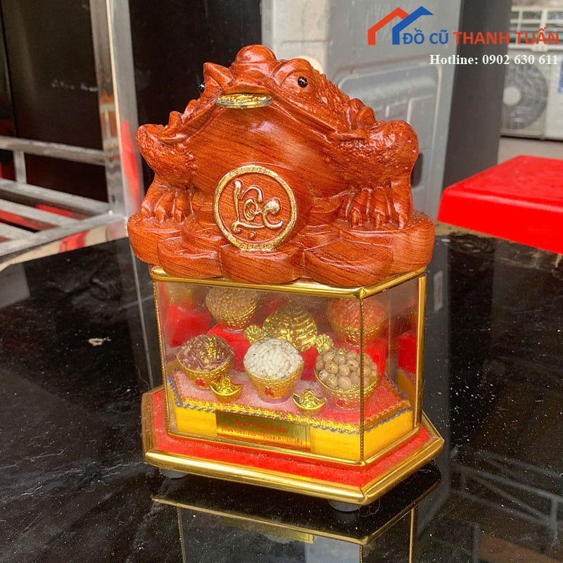 coc-ngam-tien-cu-mau-go-do-kem-hop-tai-loc-3 Cóc Ngậm Tiền Cũ Màu Gỗ Đỏ Kèm Hộp Tài Lộc