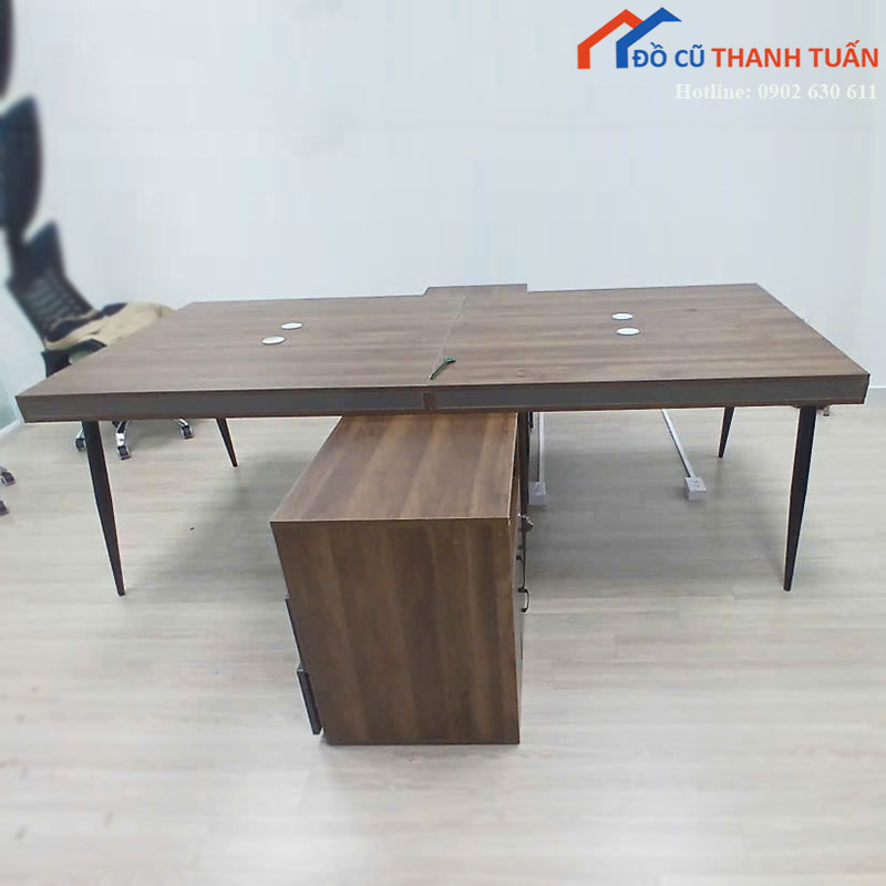 cum-ban-lam-viec-cu-4-nguoi-go-cong-nghiep-mau-nau-3 Cụm Bàn Làm Việc Cũ 4 Người Gỗ Công Nghiệp Màu Nâu