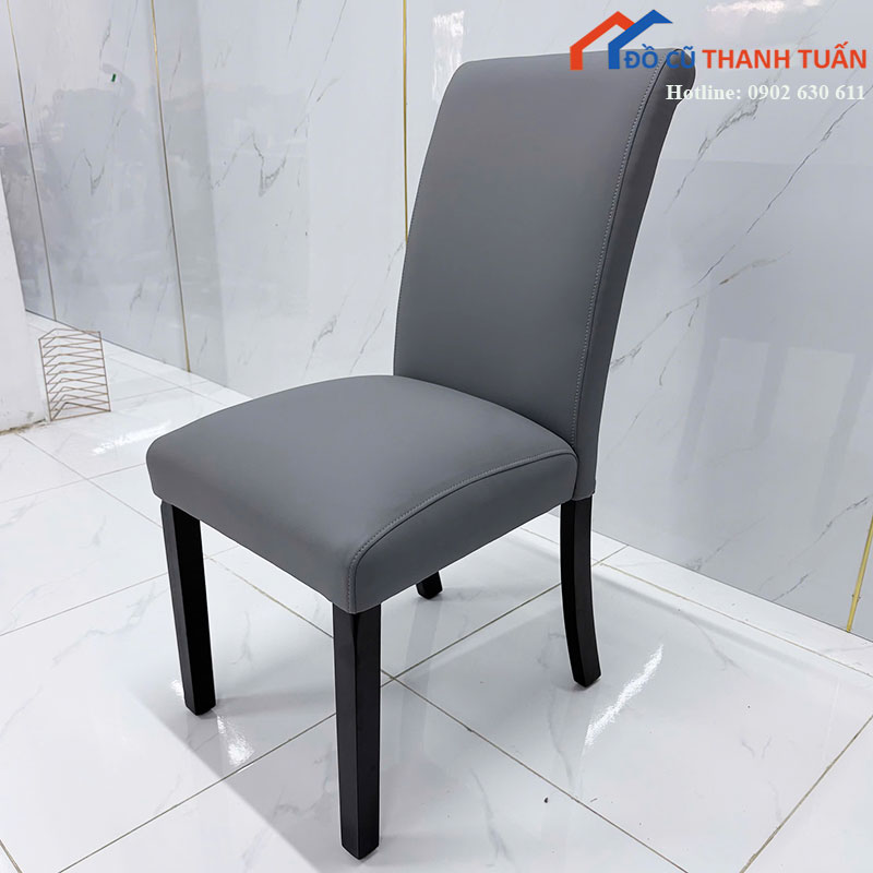 ghe-an-boc-simili-xam-chan-go-moi-99-3 Ghế Ăn Bọc Simili Xám Chân Gỗ Mới 99%