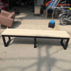 Ghế Băng Dài Cũ Chân Sắt Mặt Gỗ Sáng