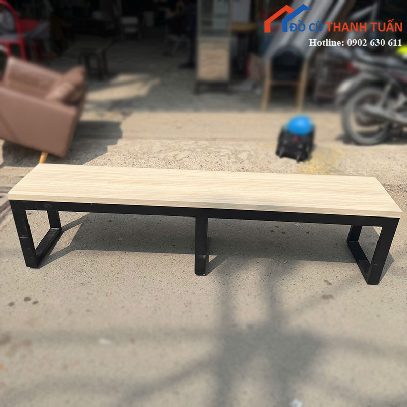 ghe-bang-dai-cu-chan-sat-mat-go-sang-1 Ghế Băng Dài Cũ Chân Sắt Mặt Gỗ Sáng