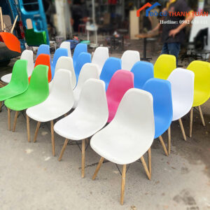 Ghế Eames Cũ Không Đệm Chân Gỗ Nhiều Màu