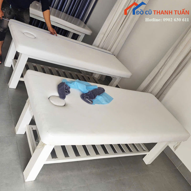 giuong-massage-go-tu-nhien-boc-dem-moi-90-1 Giường Massage Gỗ Tự Nhiên Bọc Đệm Mới 90%